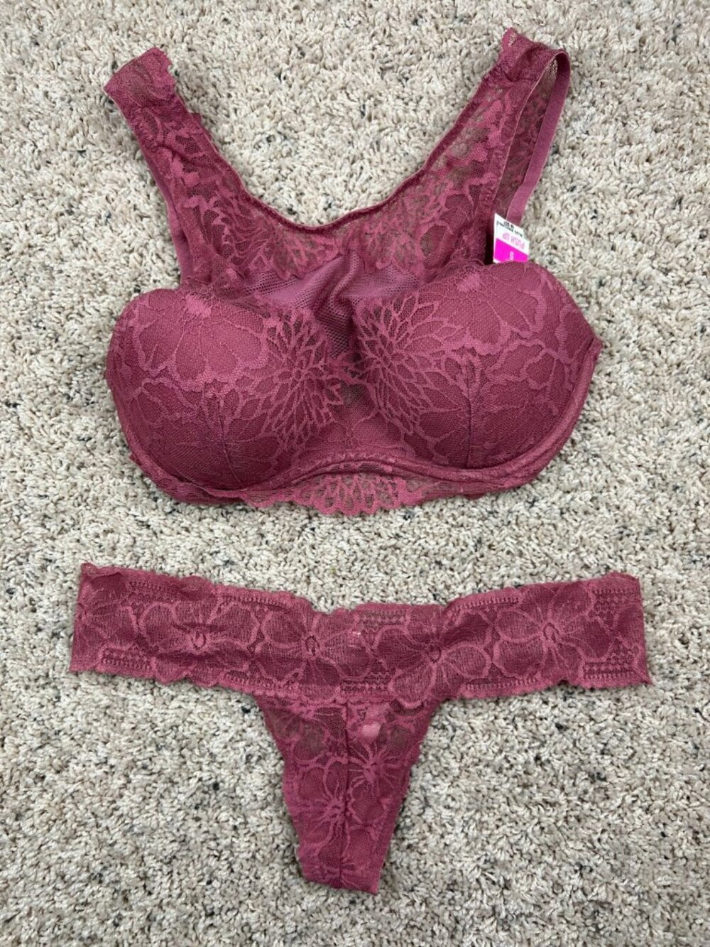 Pink Push Up Bra Bralette Set With Panties Pink Lace Size Small Floral NEW